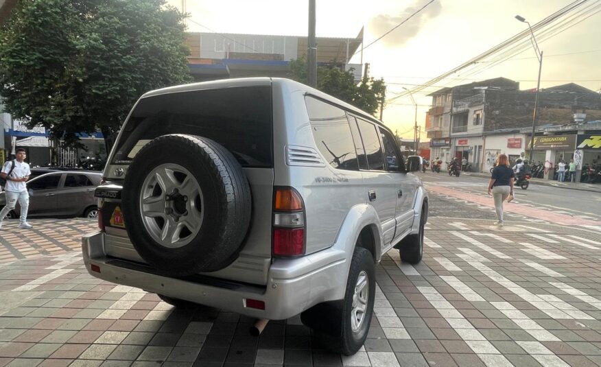 TOYOTA PRADO VX