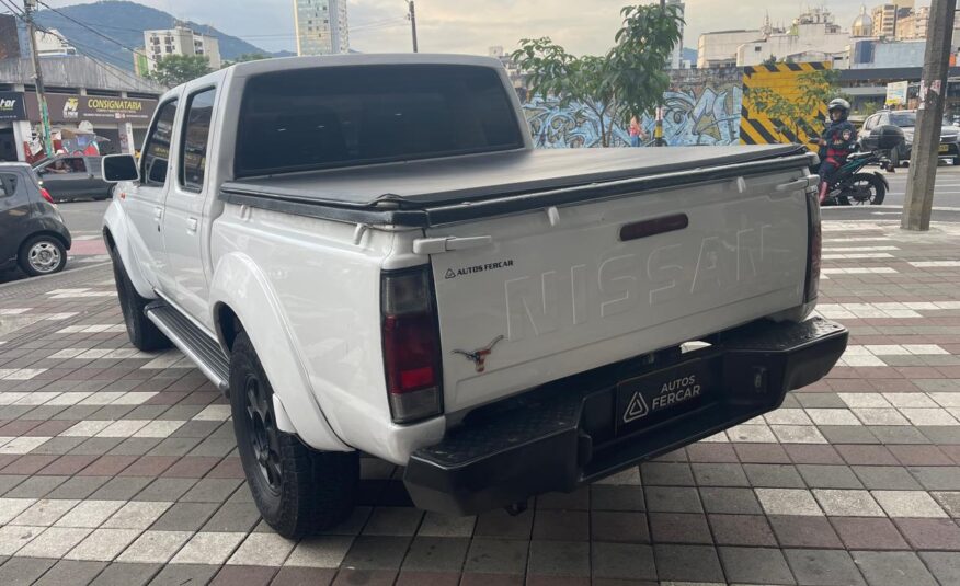 NISSAN FRONTIER D22