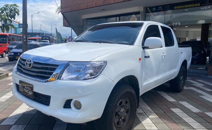 TOYOTA HILUX