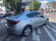 MAZDA 3 TOURING SEDAN