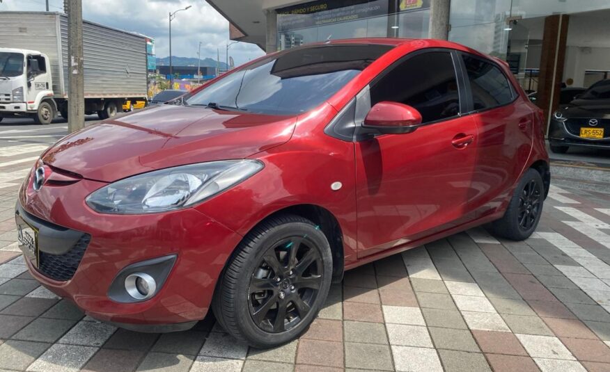 MAZDA 2