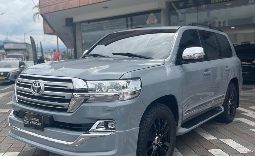 TOYOTA LAND CRUISER SAHARA