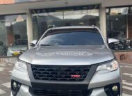 TOYOTA  FORTUNER TRD