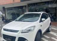FORD ESCAPE TITANIUM 4X4