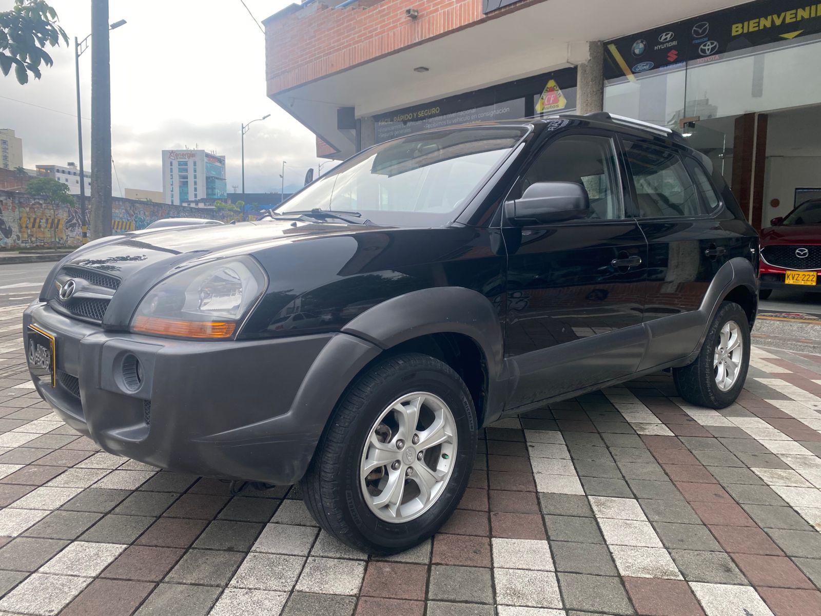 HYUNDAI TUCSON GL 4X4