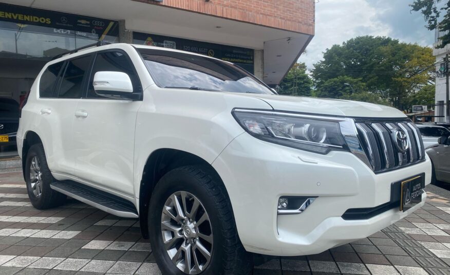 TOYOTA LAND CRUISER PRADO VXL 4X4