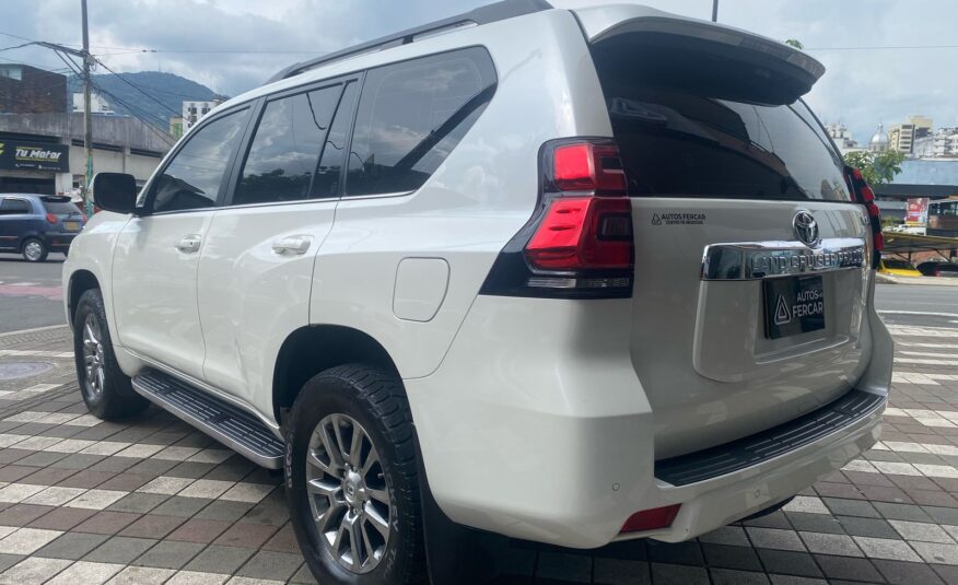 TOYOTA LAND CRUISER PRADO VXL 4X4