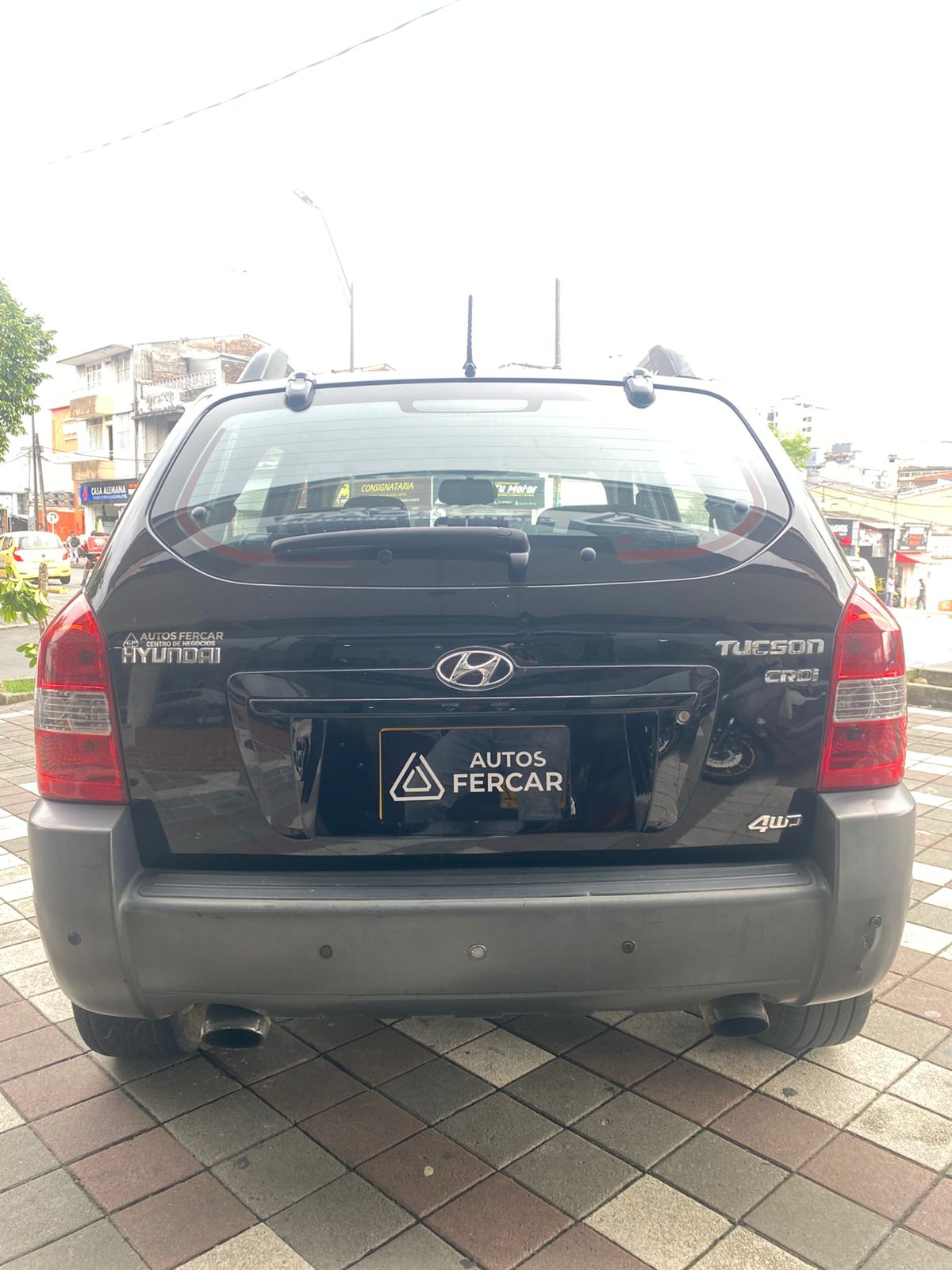 HYUNDAI TUCSON GL 4X4