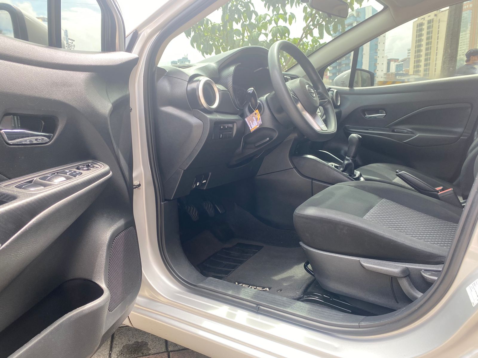 NISSAN VERSA SENSE