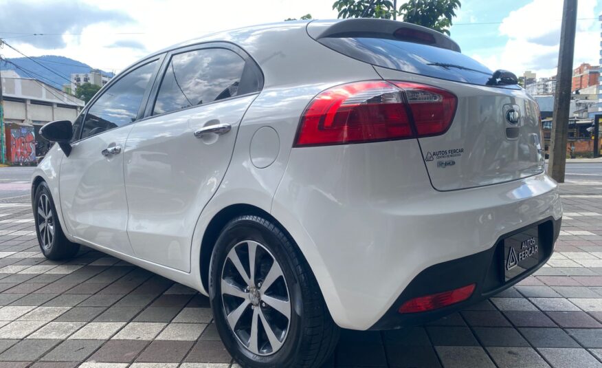 KIA RIO UB EX