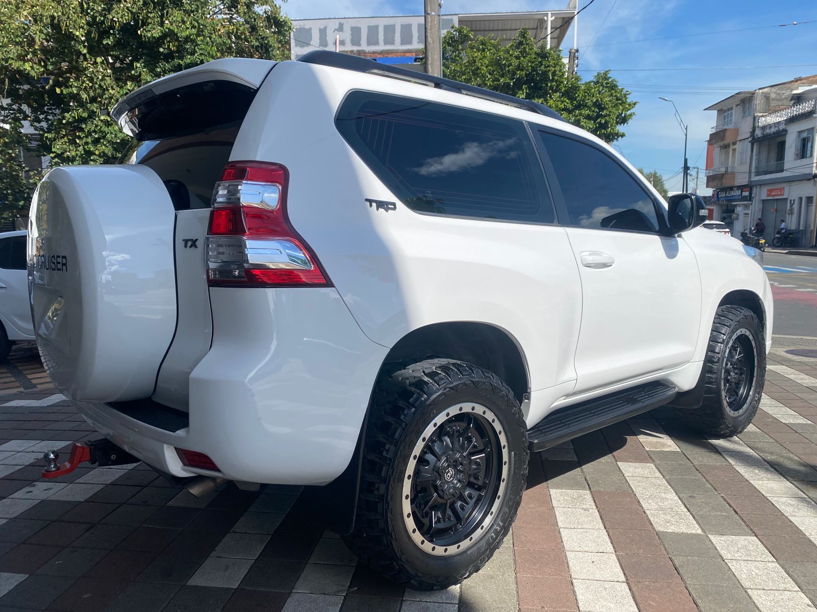 TOYOTA PRADO SUMO TX