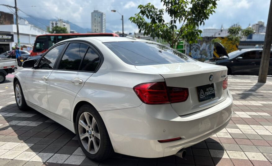 BMW 320i