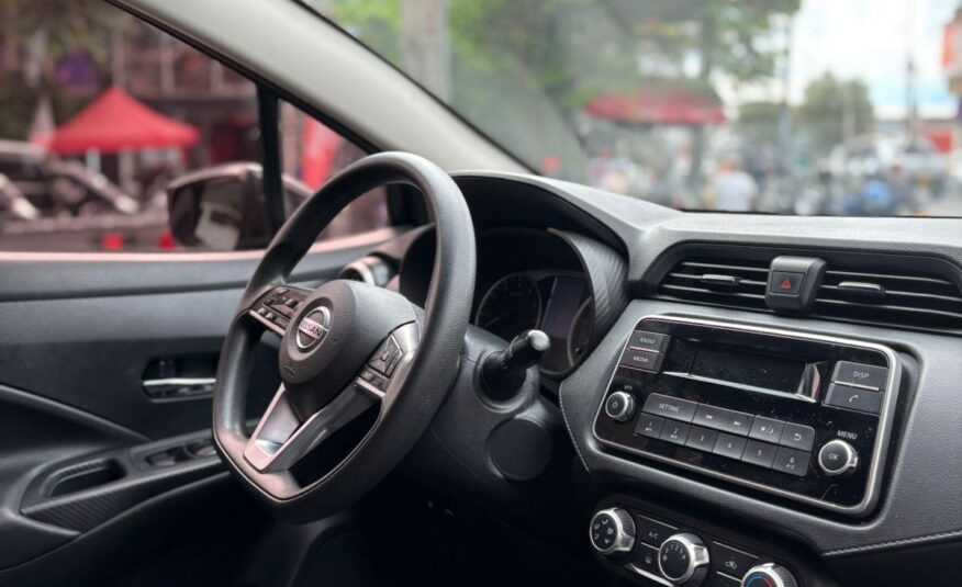 NISSAN VERSA SENSE