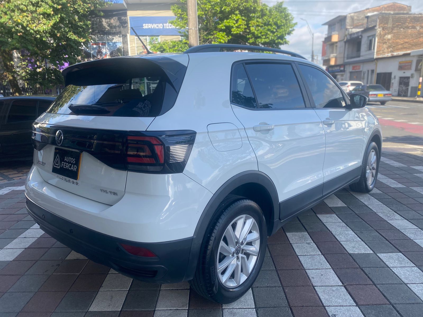 VOLKWSWAGEN T-CROSS TRENDLINE TURBO