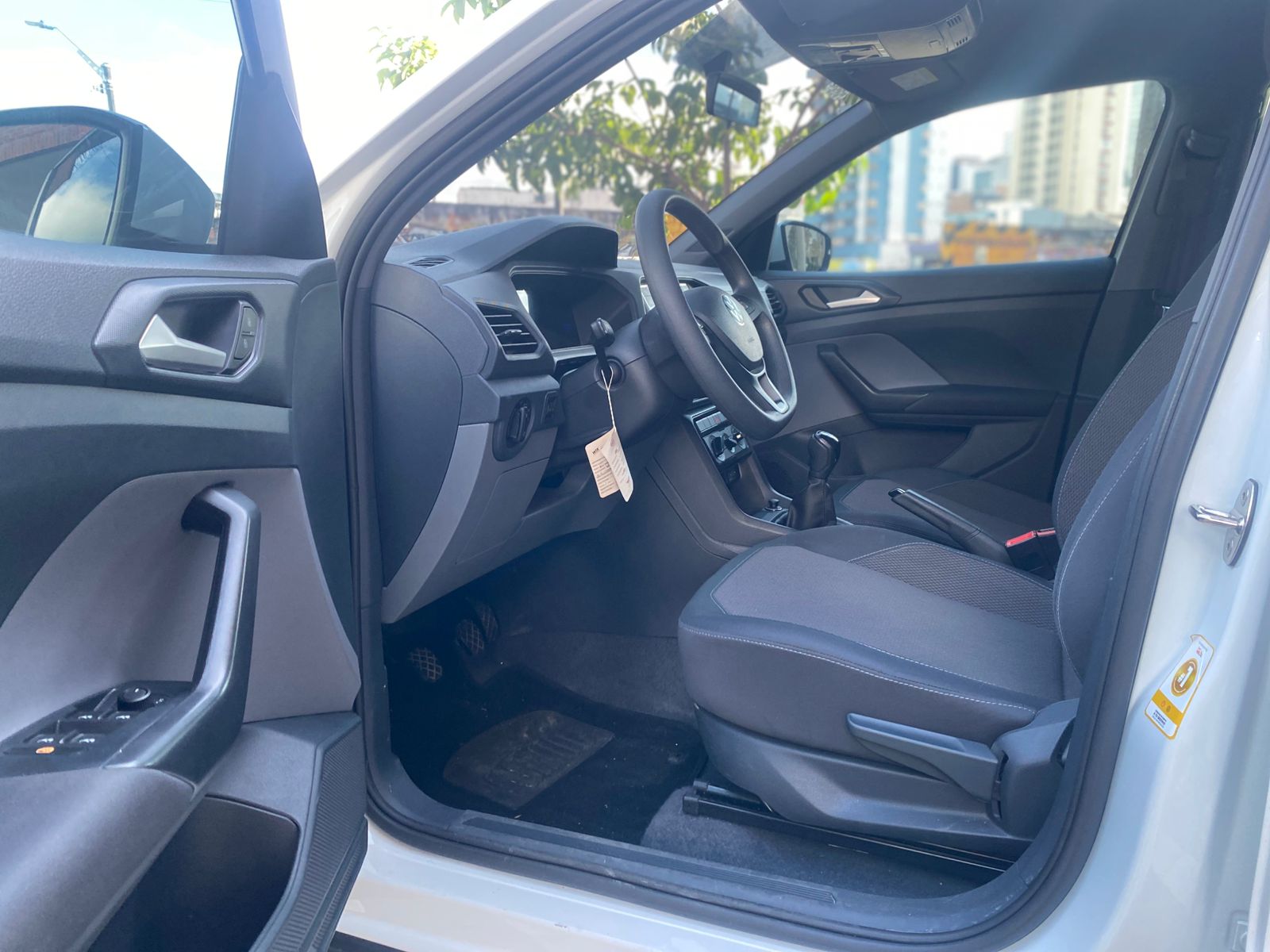 VOLKWSWAGEN T-CROSS TRENDLINE TURBO