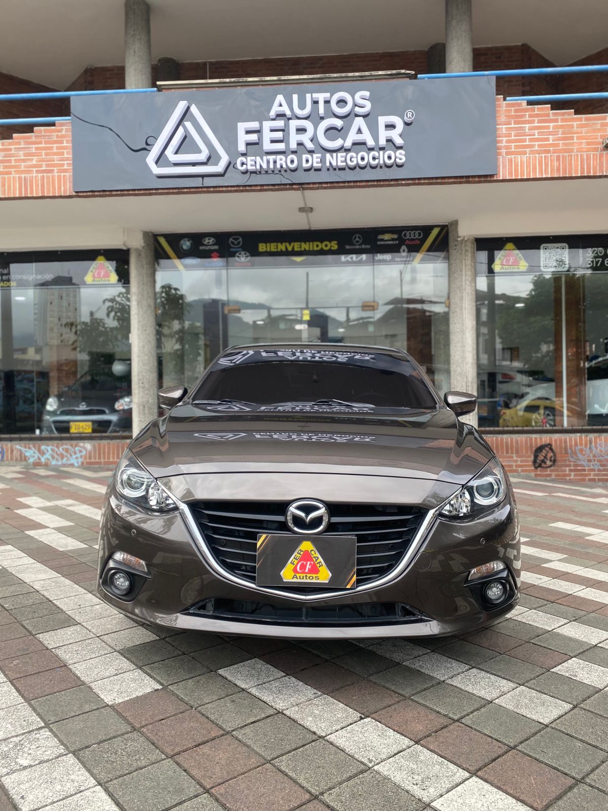 MAZDA 3 TOURING