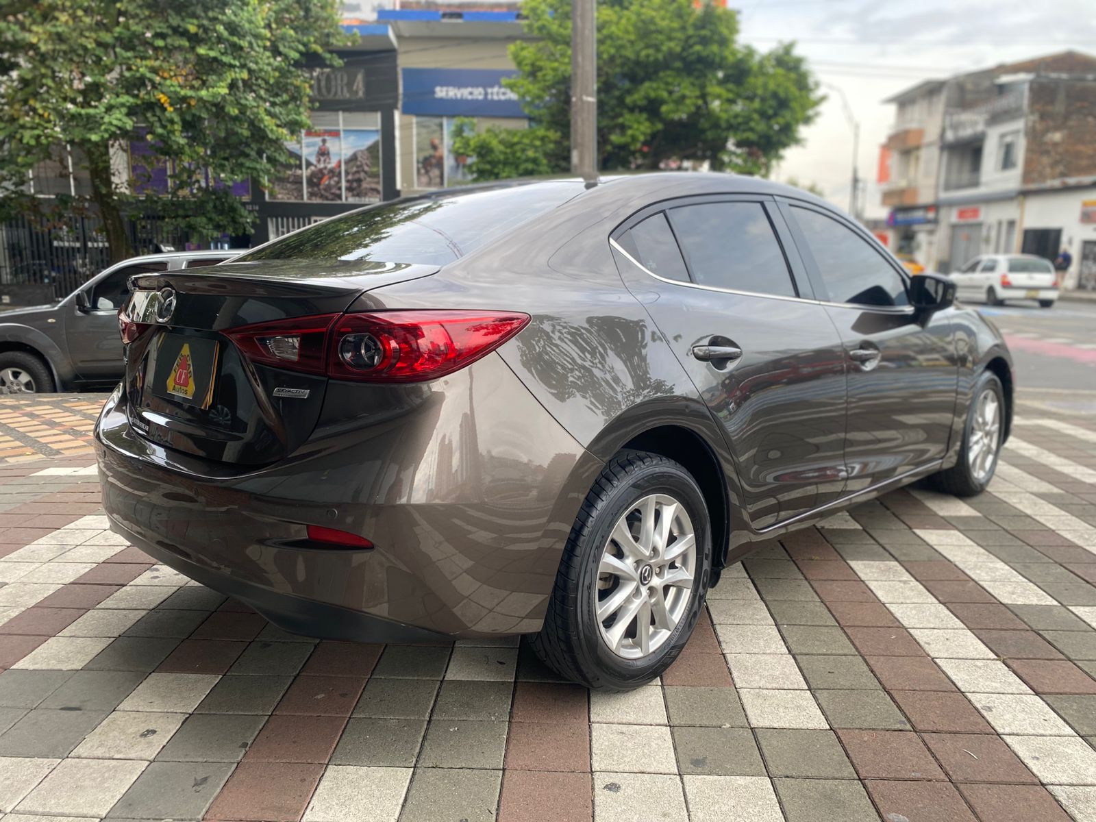 MAZDA 3 TOURING