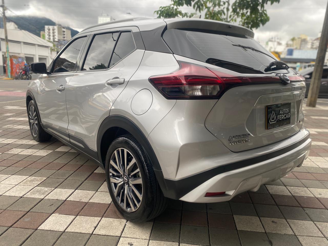 NISSAN KICKS EXCLUSIVE