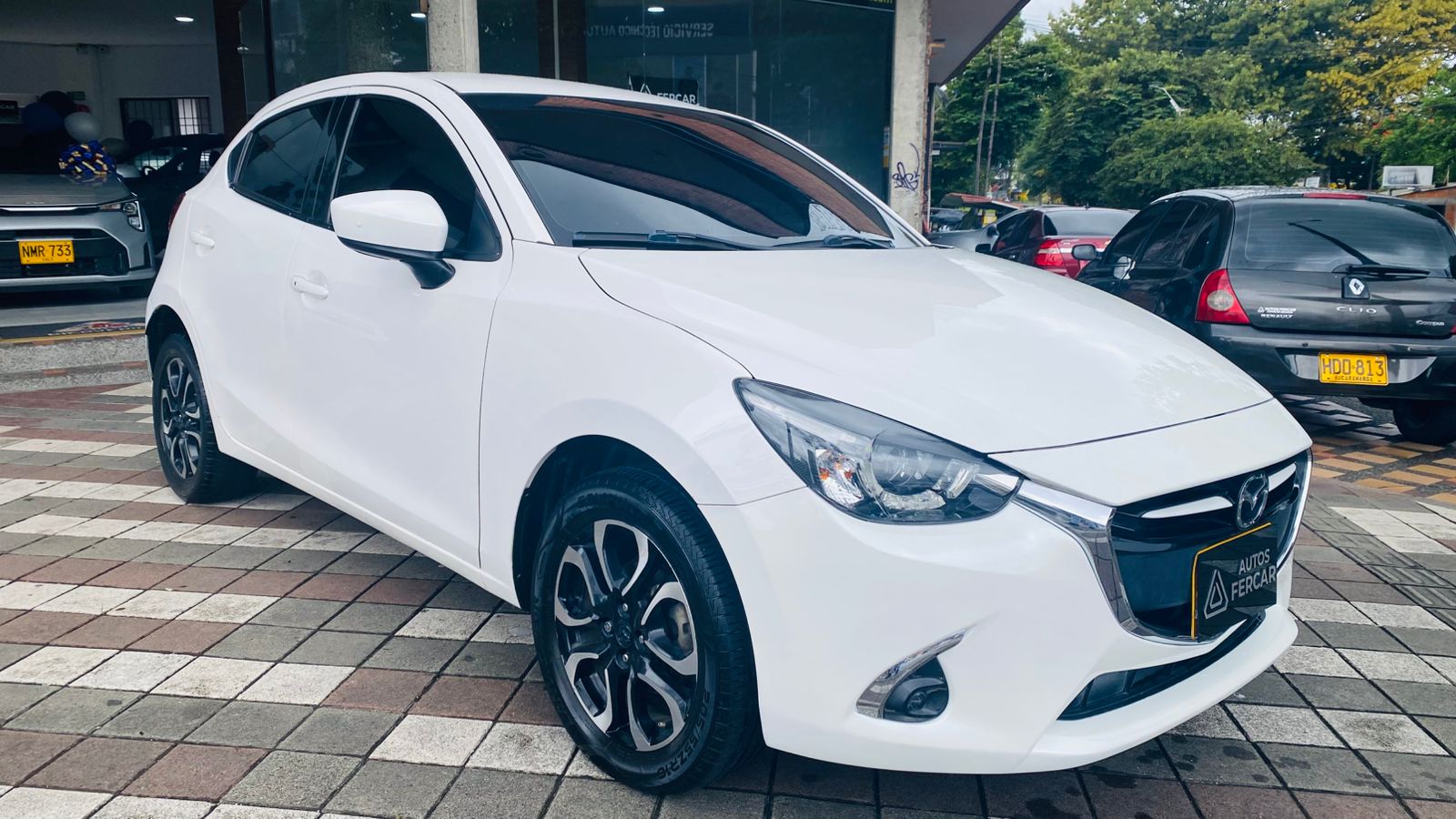 MAZDA 2 GRAND TOURING