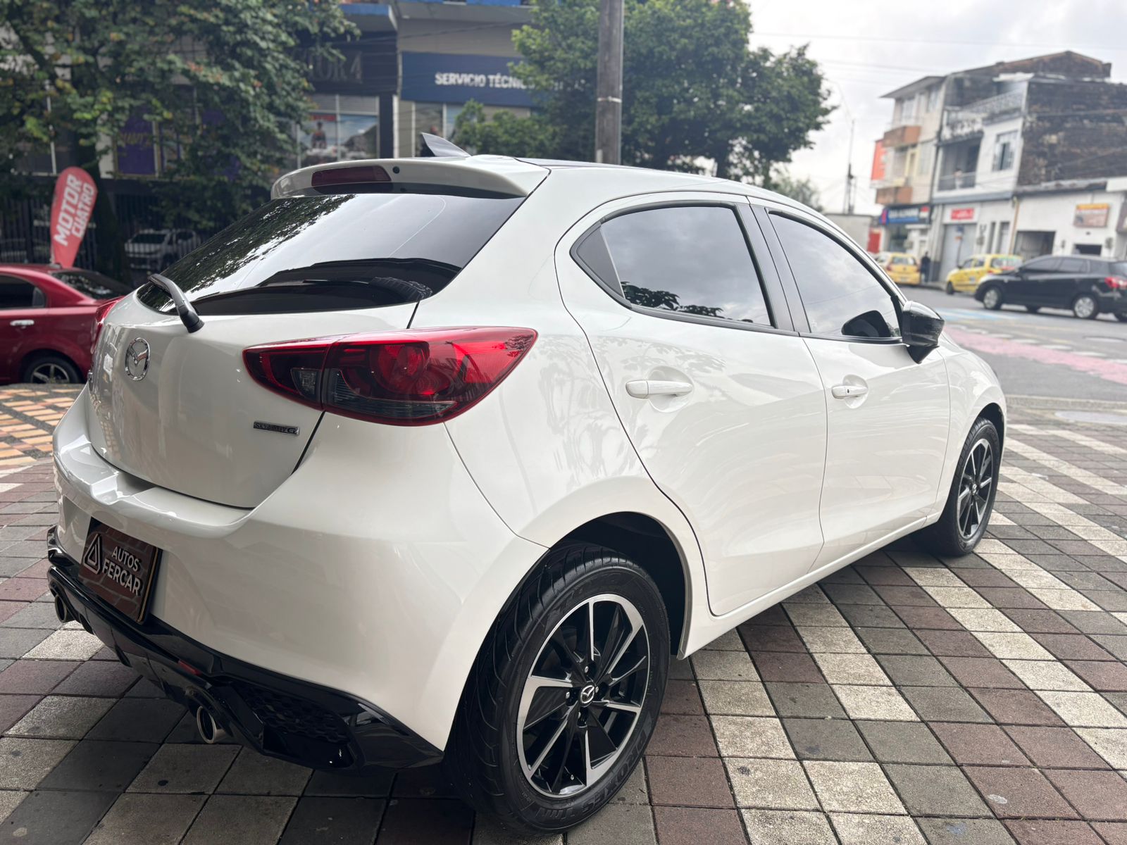 MAZDA 2  2025 GRAND TOURING LX EDICIÓN CARBONO