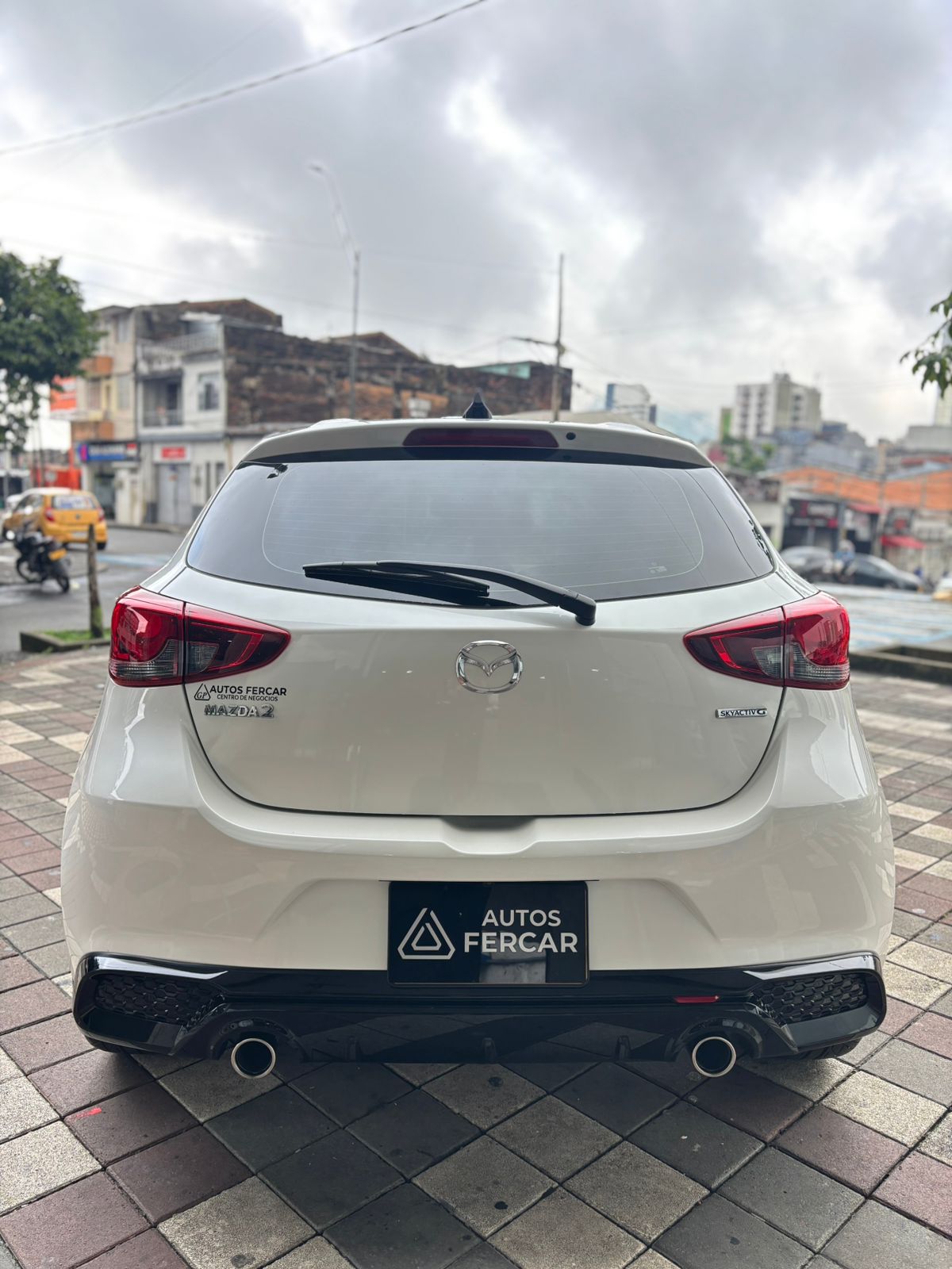 MAZDA 2  2025 GRAND TOURING LX EDICIÓN CARBONO