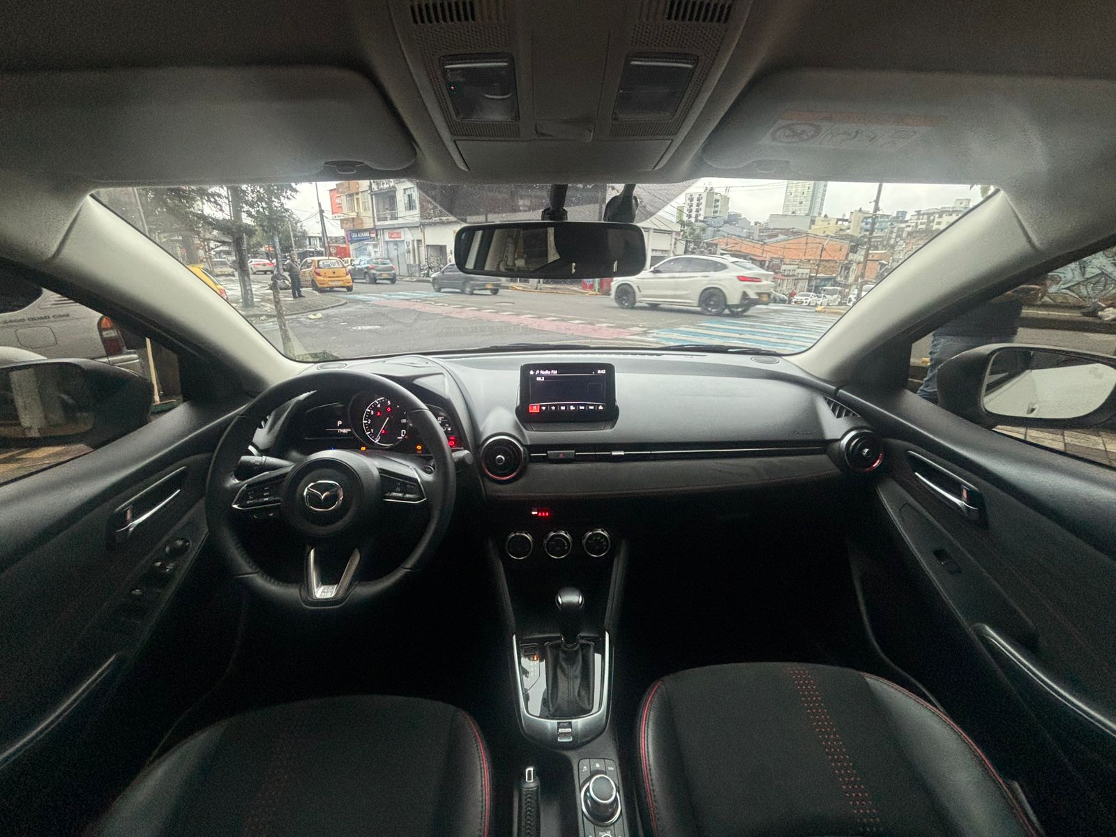 MAZDA 2  2025 GRAND TOURING LX EDICIÓN CARBONO