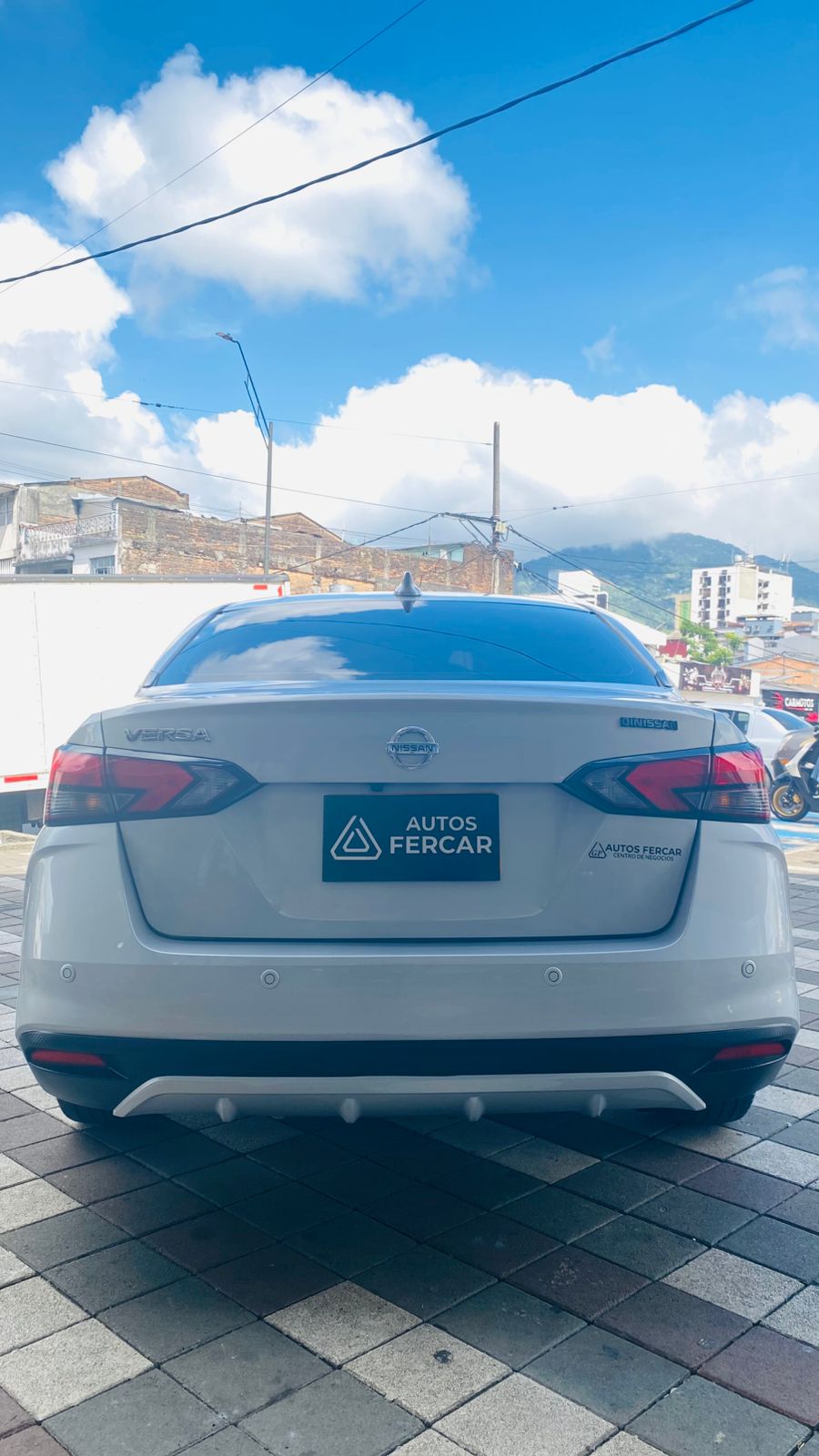 NISSAN VERSA EXCLUSIVE