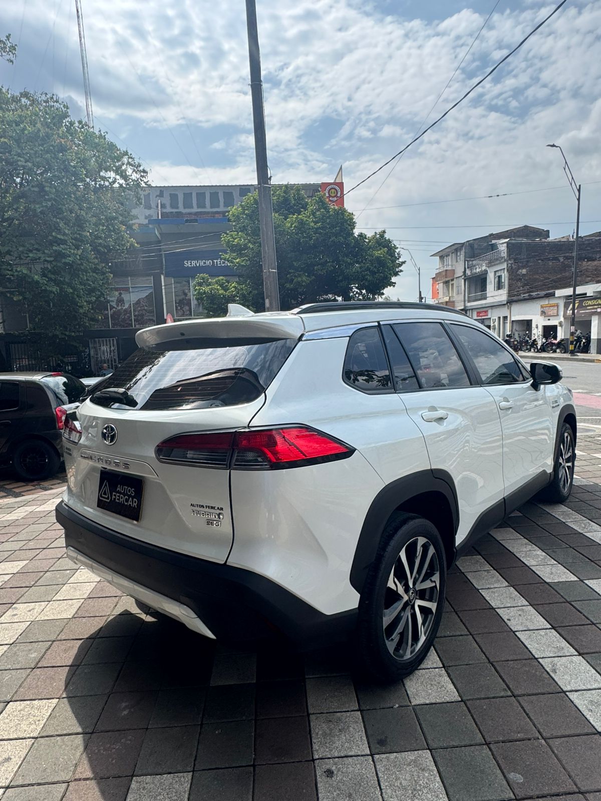 TOYOTA COROLLA CROSS SEG HIBRIDA