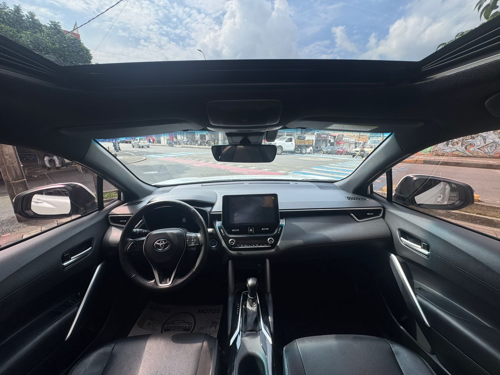 TOYOTA COROLLA CROSS SEG HIBRIDA