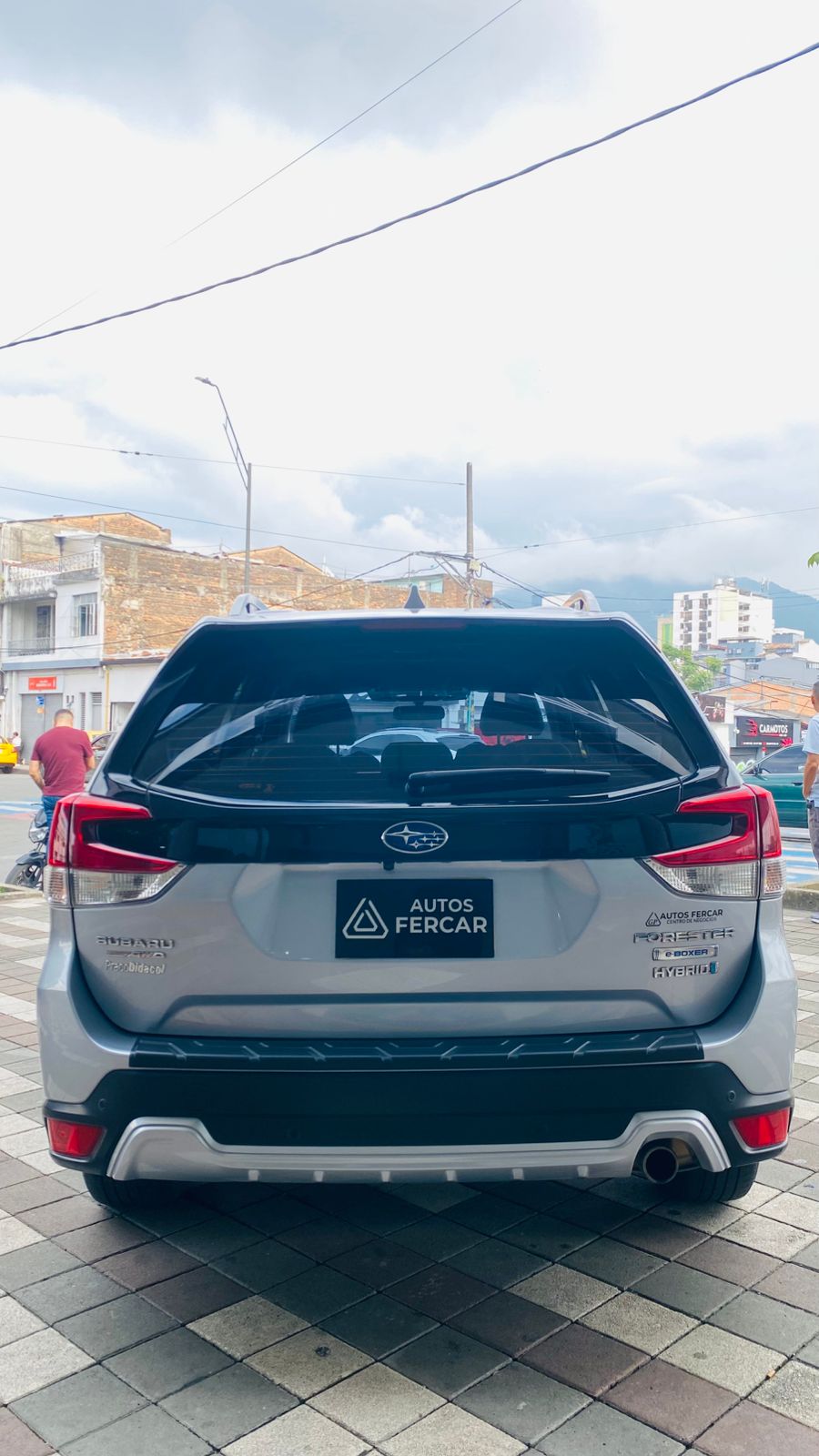 SUBARU FORESTER HÍBRIDA GAMA FULL