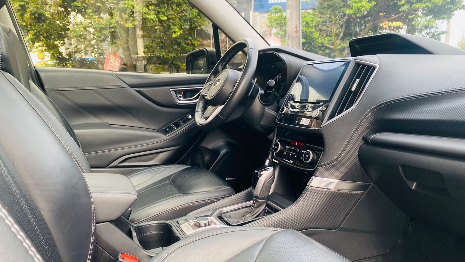 SUBARU FORESTER HÍBRIDA GAMA FULL