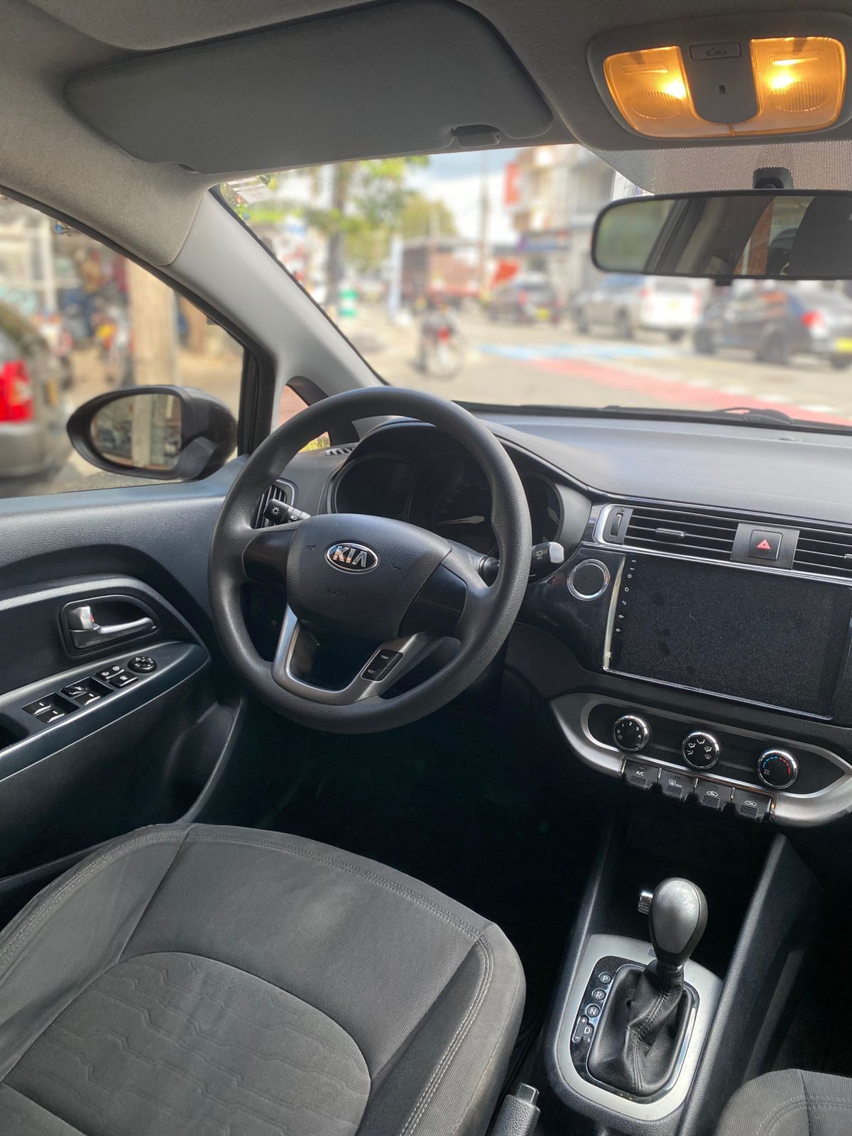KIA RIO SPICE UB EX