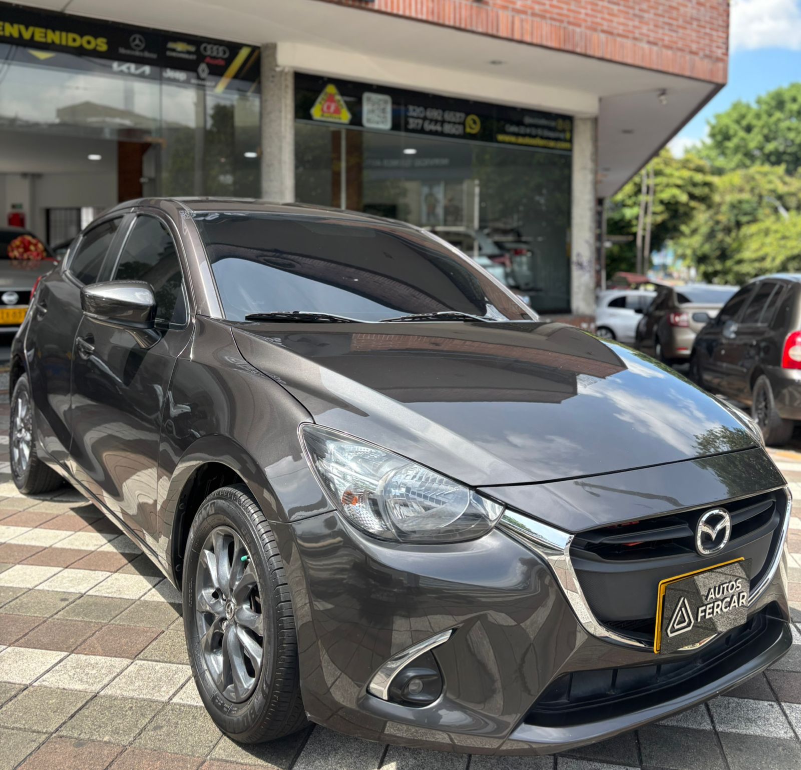 MAZDA  2 TOURING