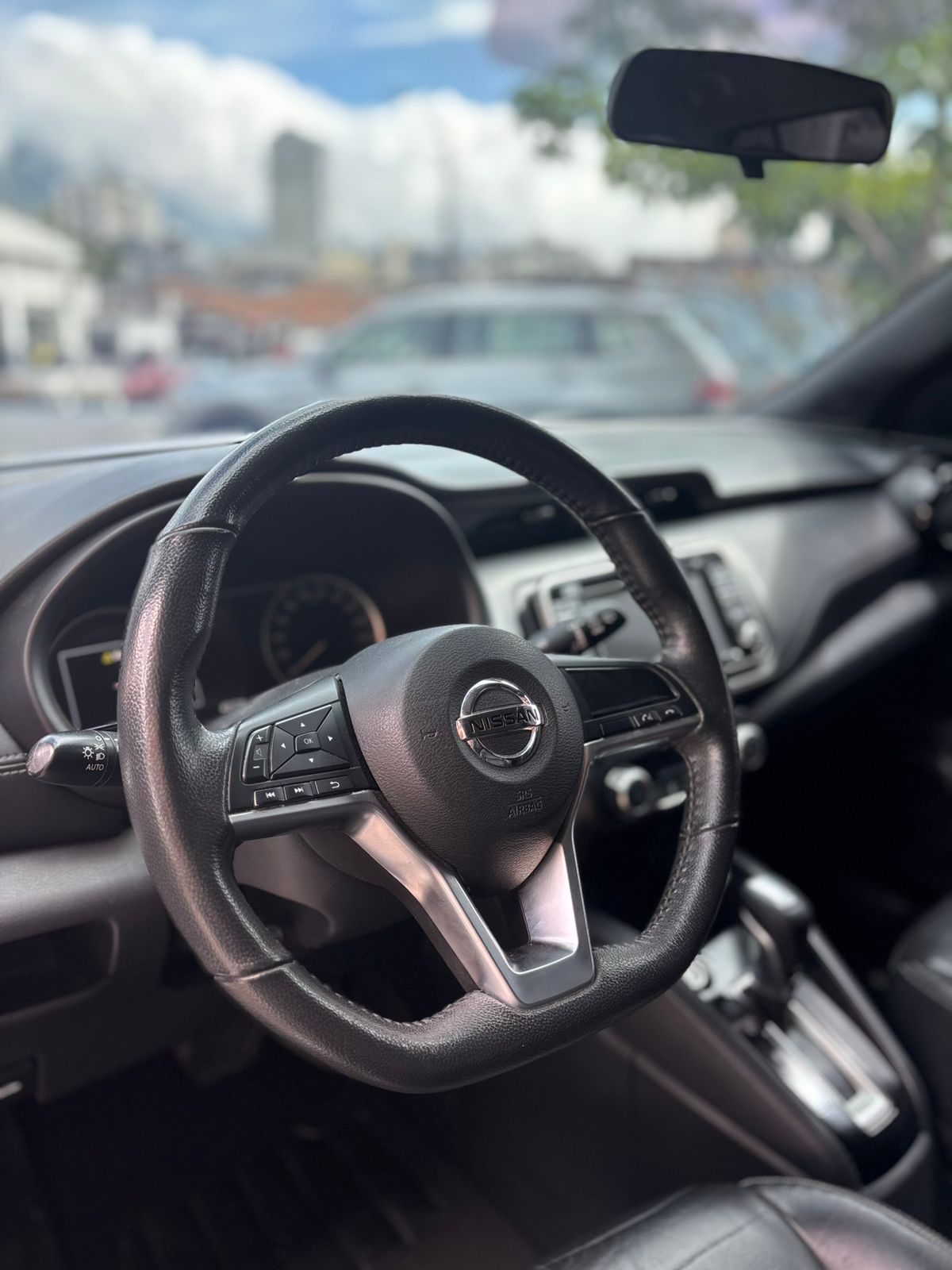 NISSAN KICKS EXCLUSIVE