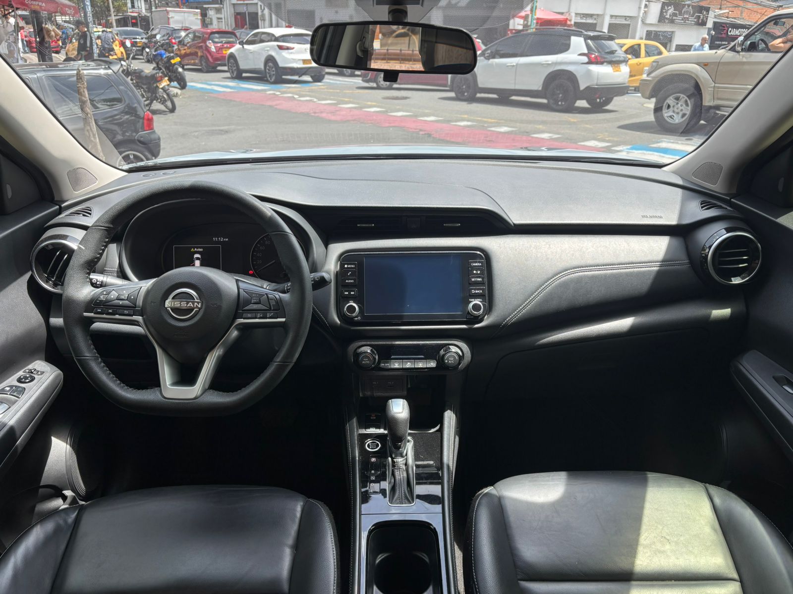 NISSAN KICKS EXCLUSIVE