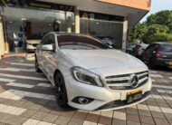 MERCEDES BENZ A200