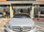 MERCEDES BENZ A200
