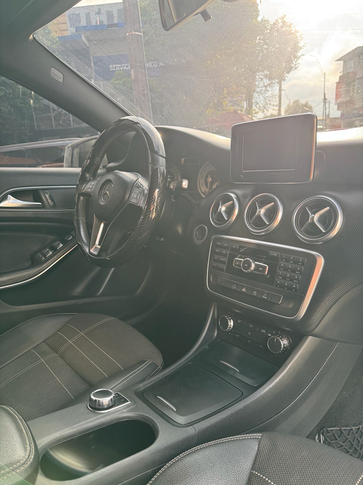 MERCEDES BENZ A200