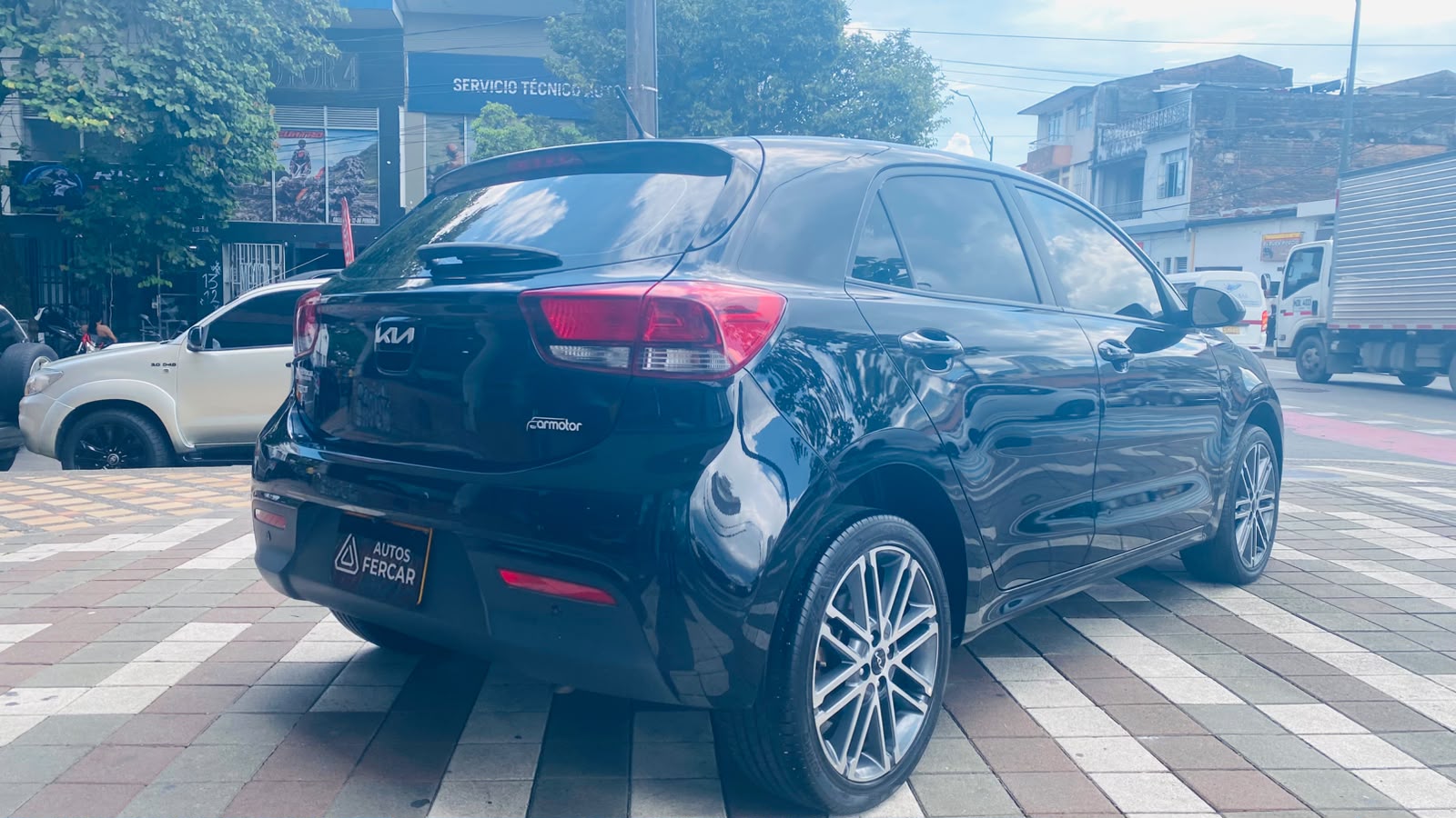 KIA RIO VIBRANT