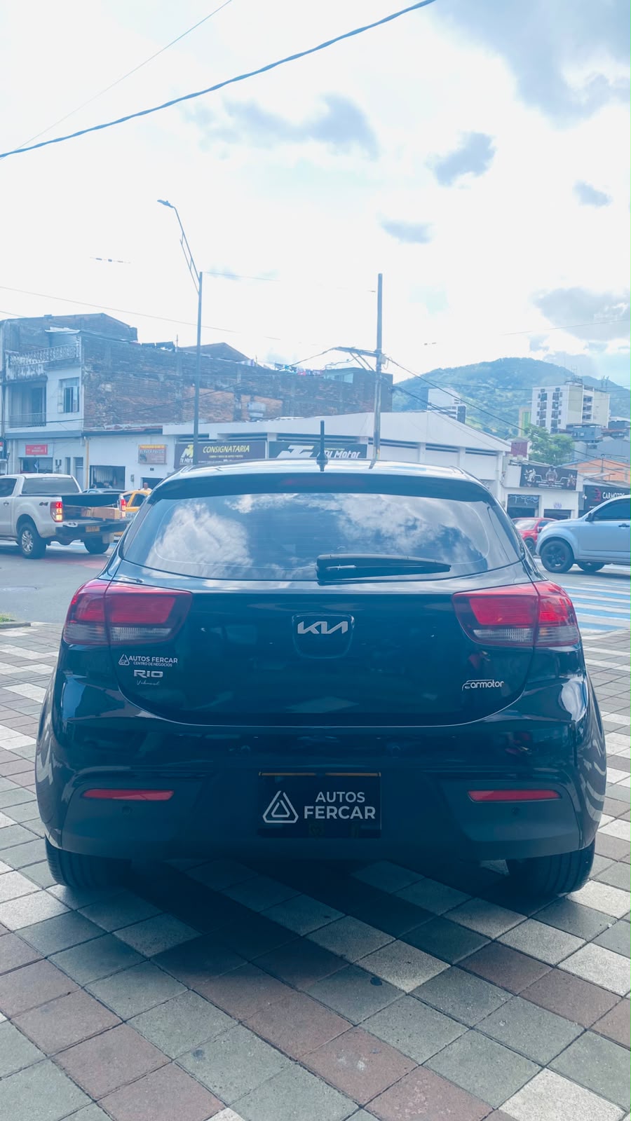 KIA RIO VIBRANT