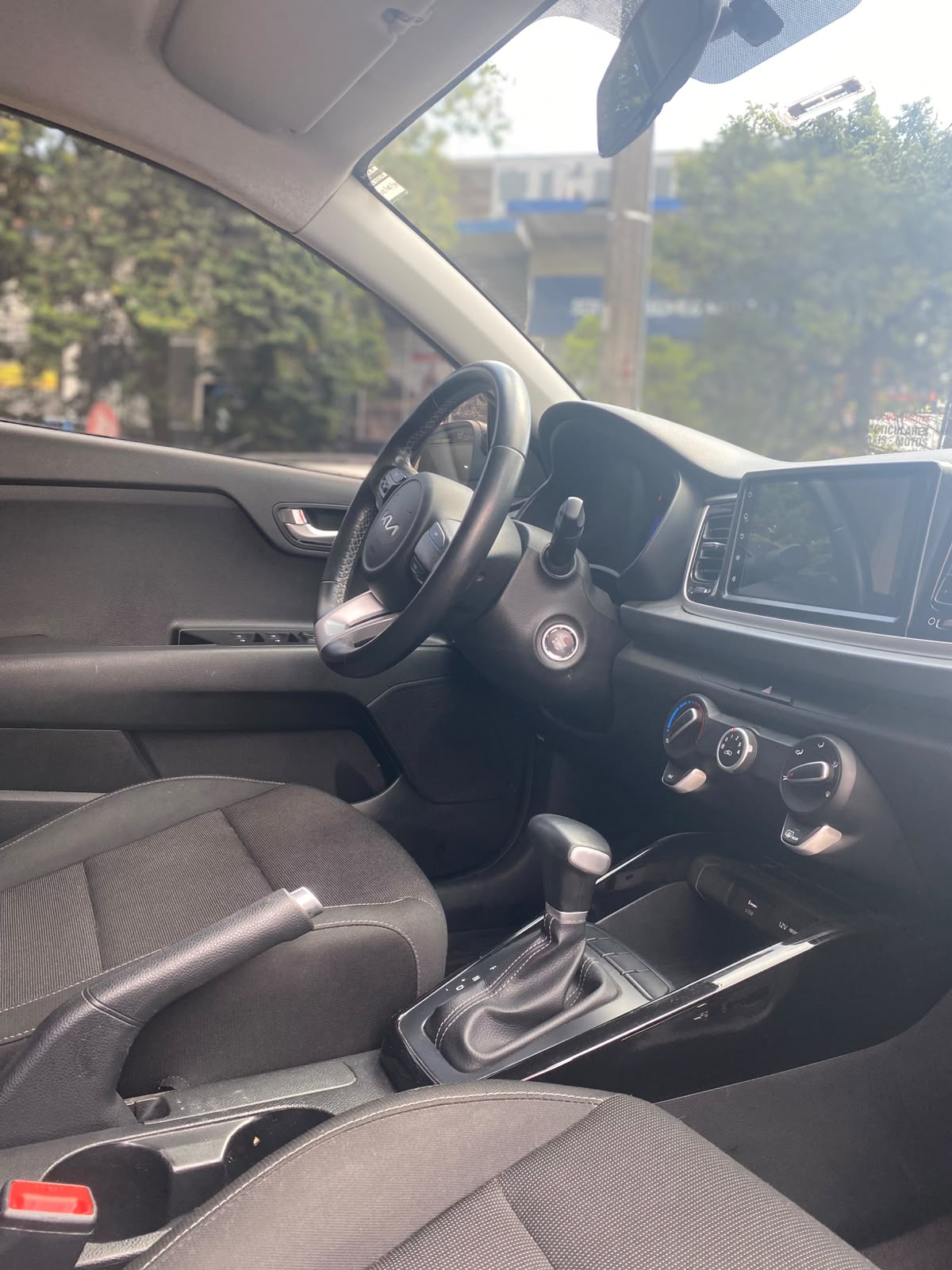 KIA RIO VIBRANT