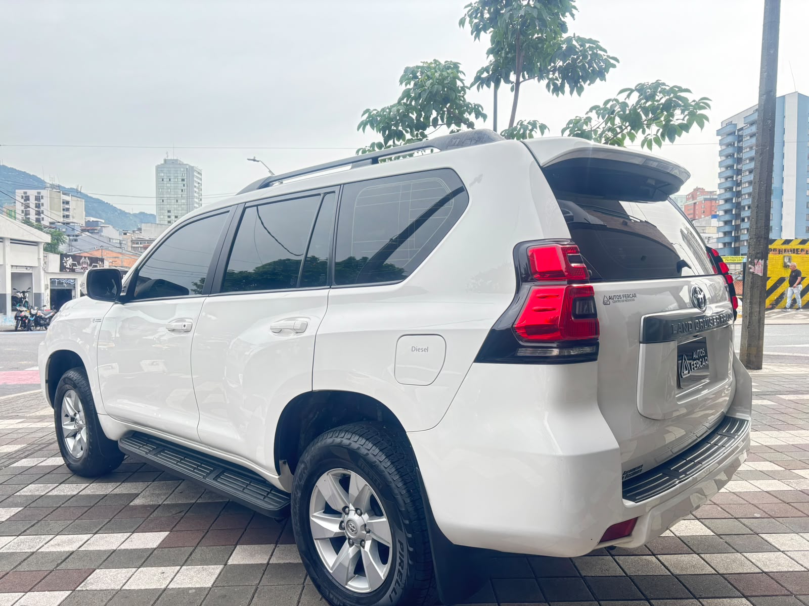 Toyota Land Cruiser Prado TXL 4X4