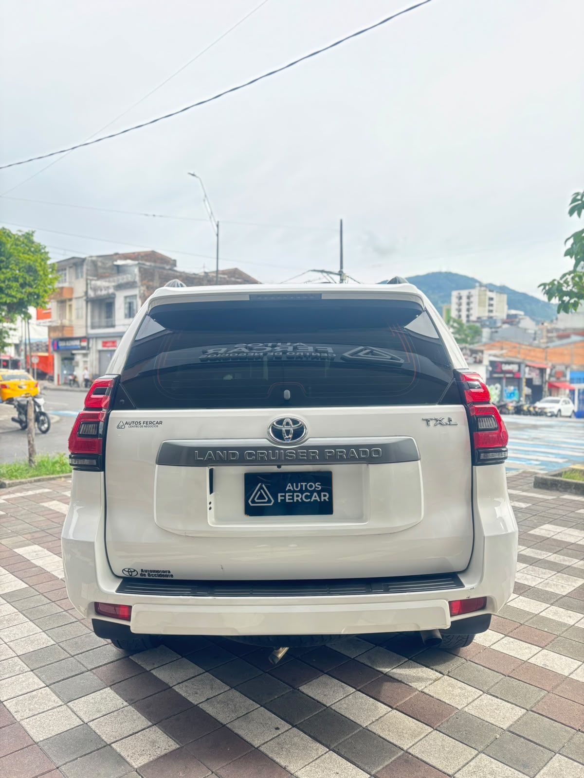 Toyota Land Cruiser Prado TXL 4X4