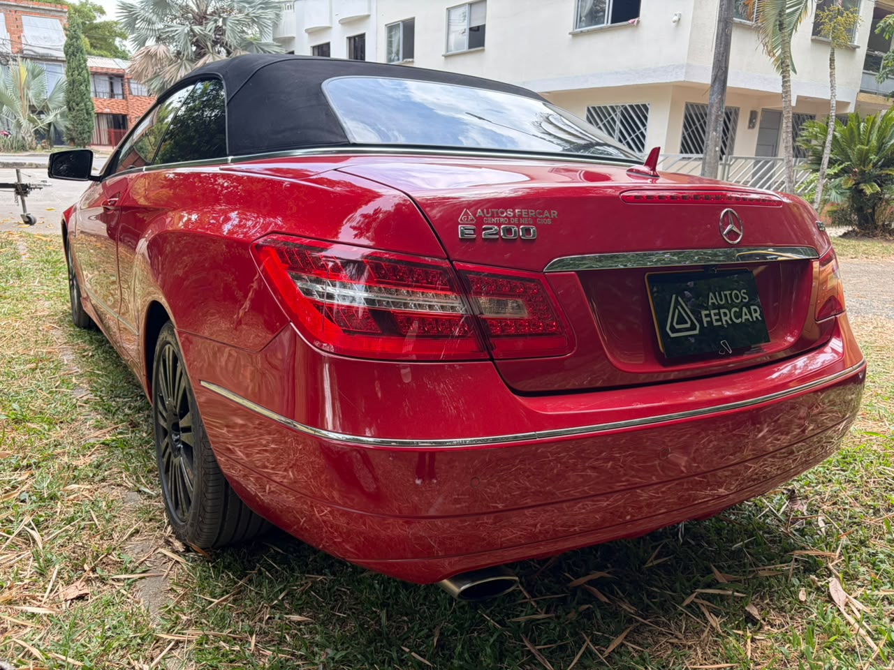 MERCEDES BENZ E200 CGI