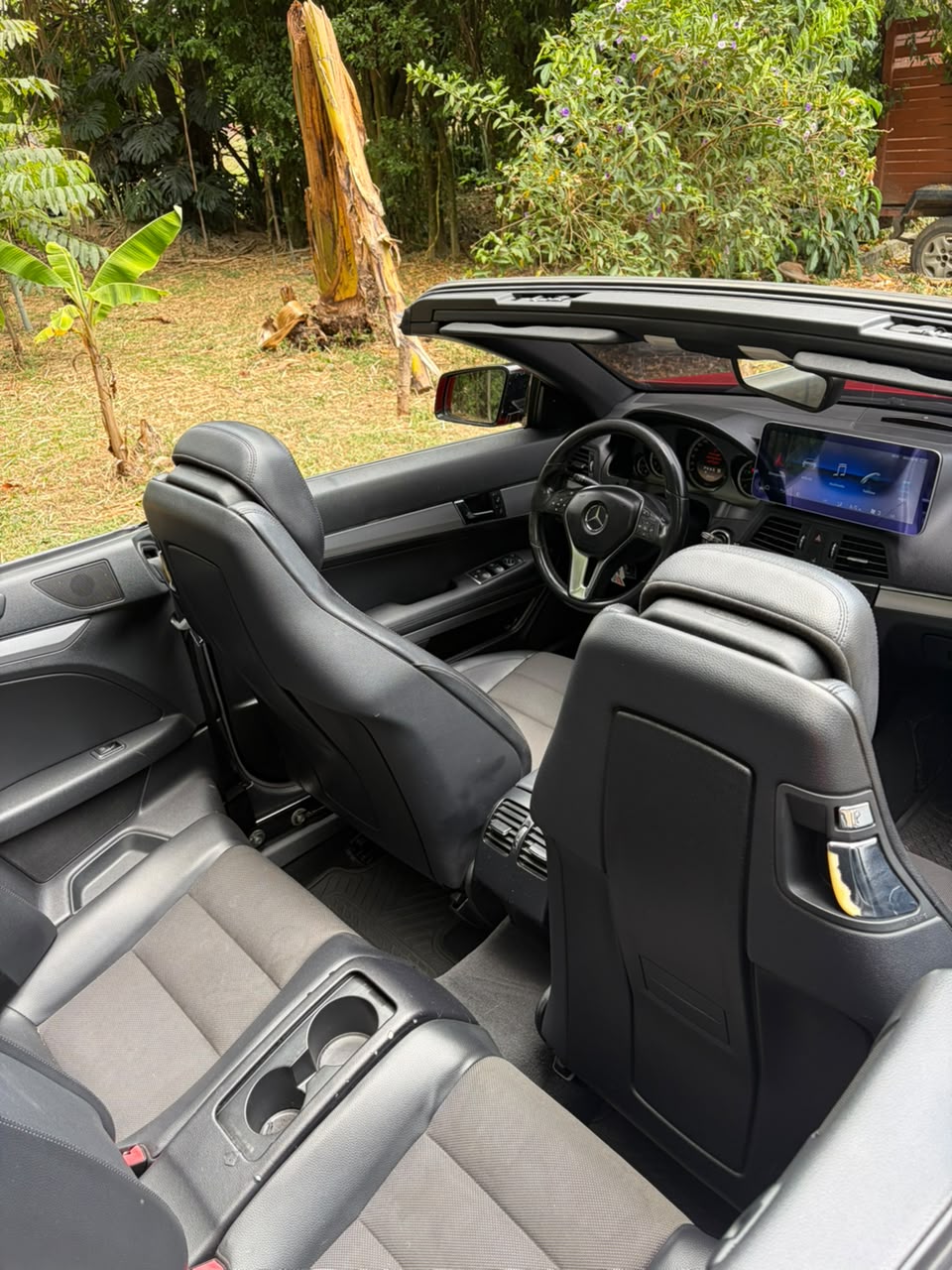 MERCEDES BENZ E200 CGI