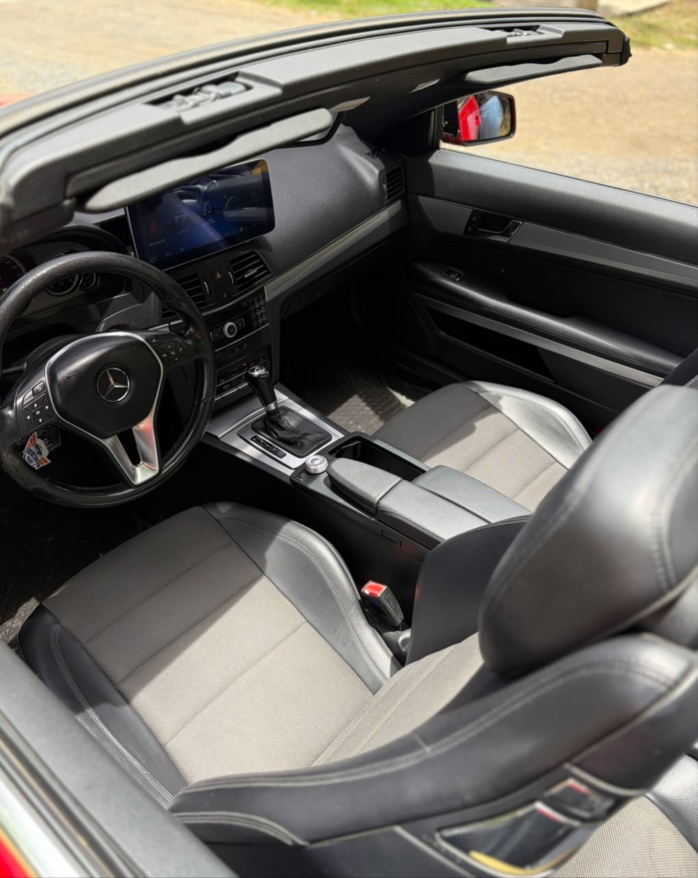 MERCEDES BENZ E200 CGI