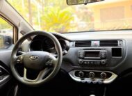 KIA RIO UB EX
