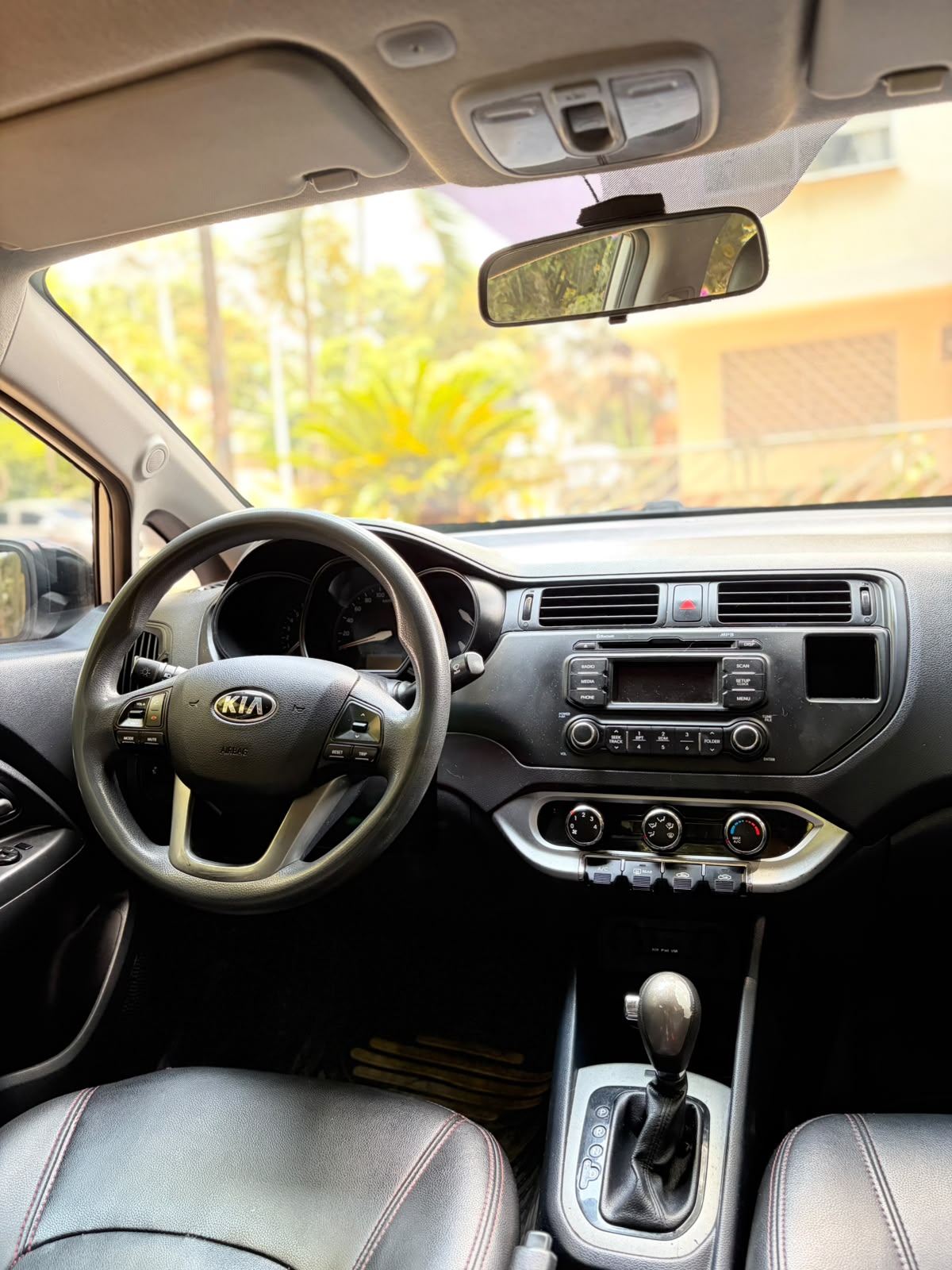 KIA RIO UB EX
