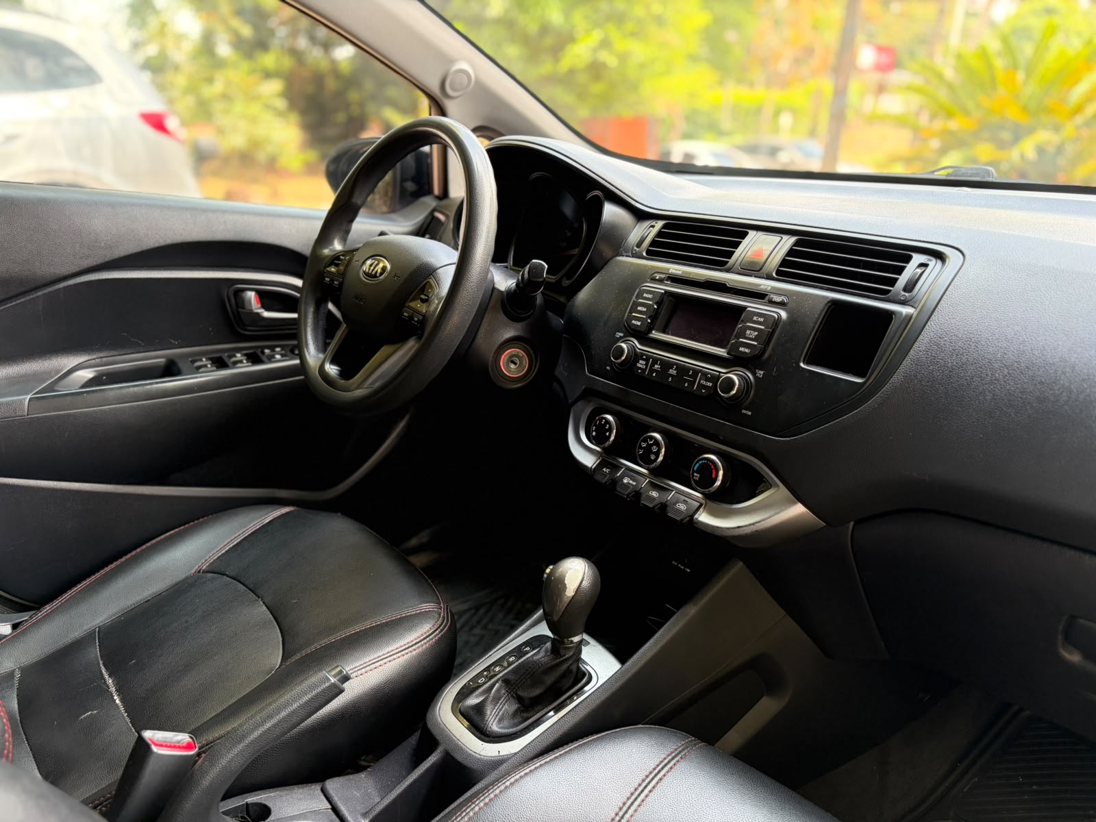 KIA RIO UB EX