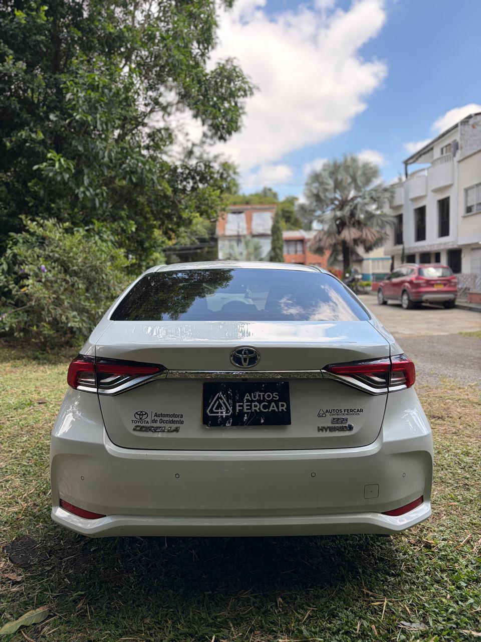 TOYOTA COROLLA HYBRID SEG